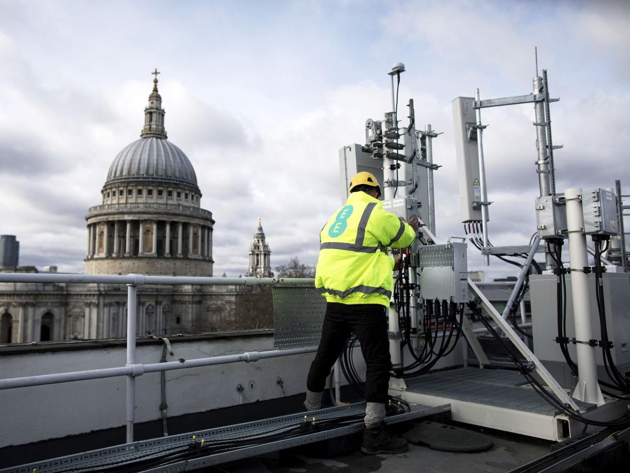 Huawei equipment eavesdropping on dutch mobile users