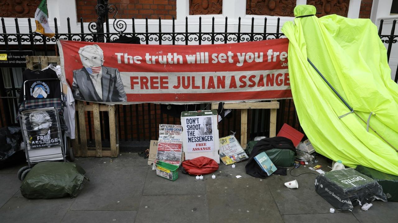Cables assange julian npr